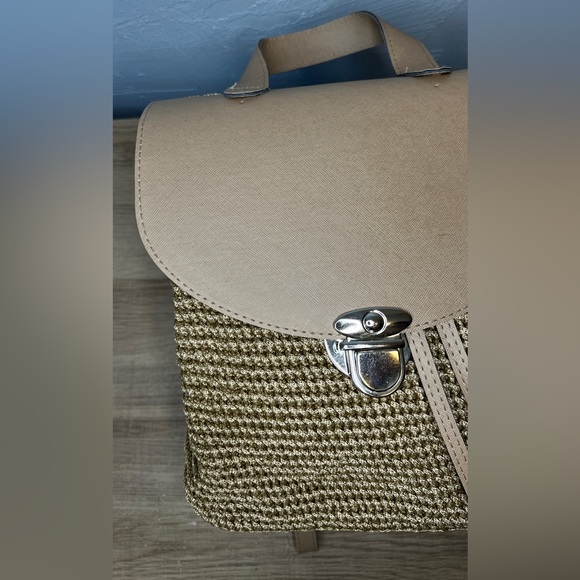 Knit BackPack - Picture 2 of 5